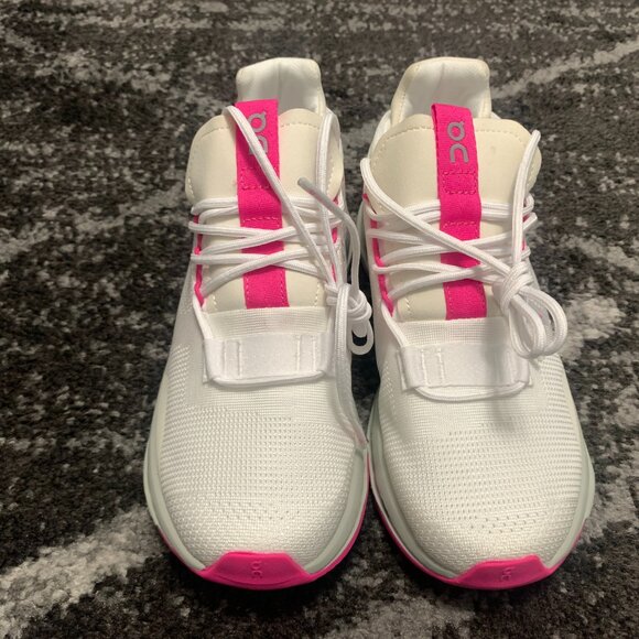 On Running CloudNova Undyed Pink Women's Size 6, 7 - Picture 2 of 6